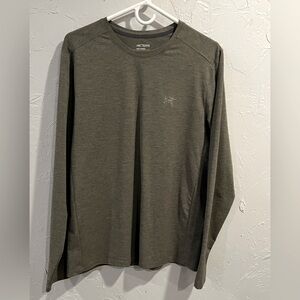 Arc’teryx long sleeve